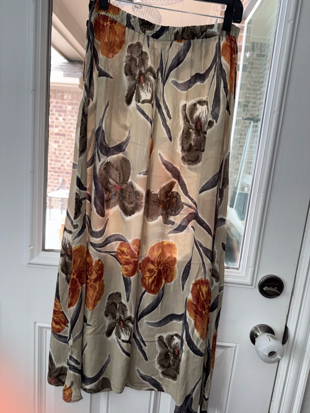 Vintage Sophisticates Floral Midi Skirt in Cream, Brown, Rust